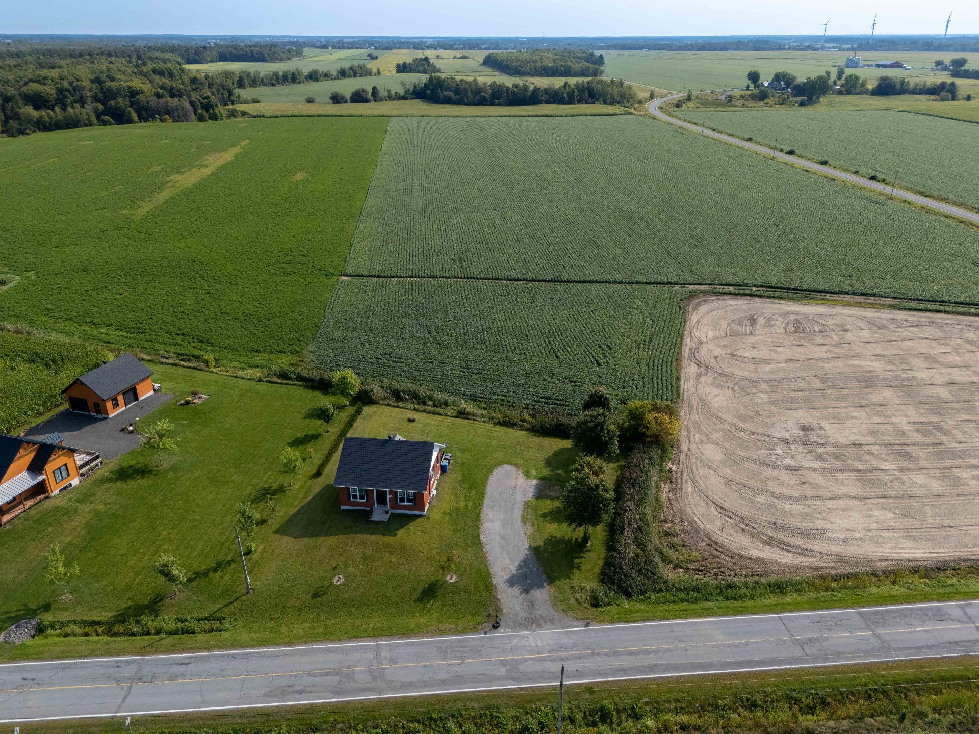 









730


Rg de Picoudie

,
Saint-Robert,




QC
J0G1S0


