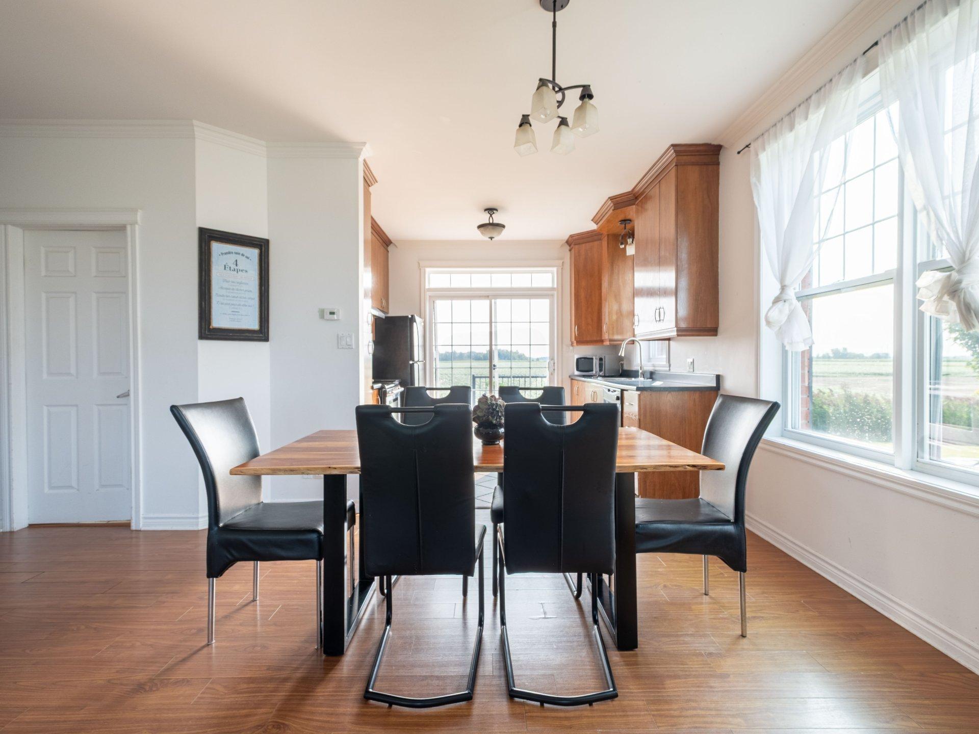 









730


Rg de Picoudie

,
Saint-Robert,




QC
J0G1S0

