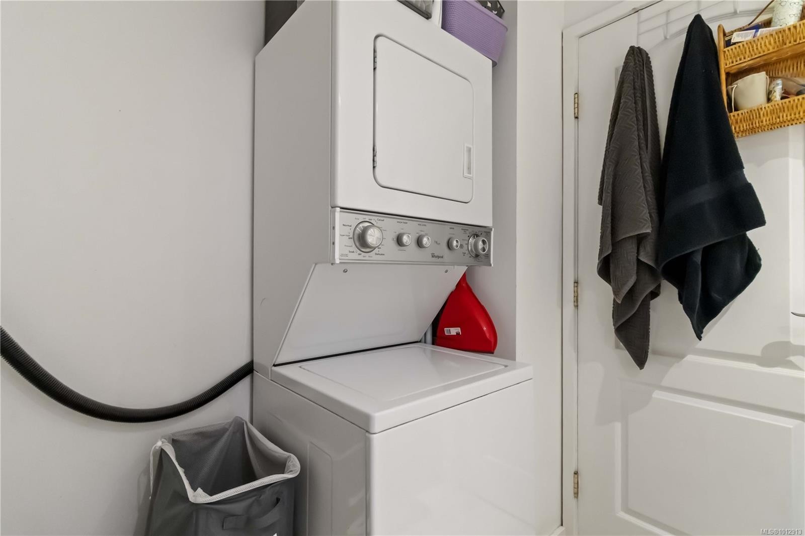 









2847


Sooke Lake

Rd, 50,
Langford,




BC
V9B 4P8

