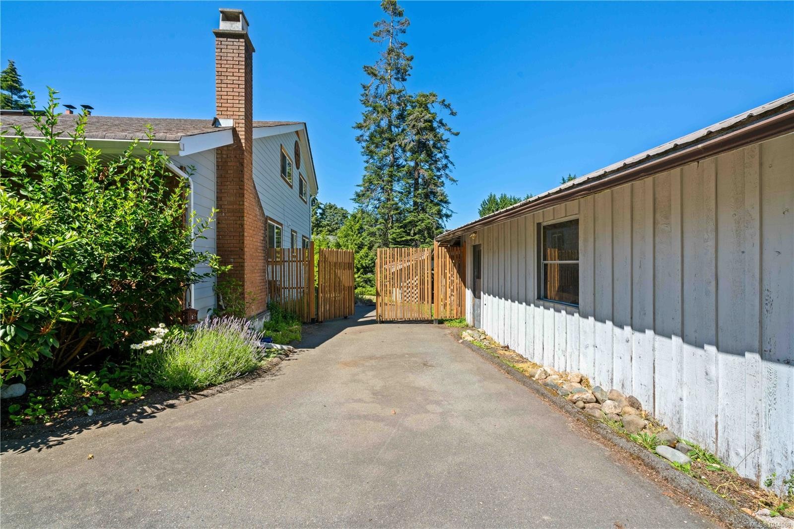 









153


Bald Eagle

Cres, A & B,
Bowser,




BC
V0R 1G0

