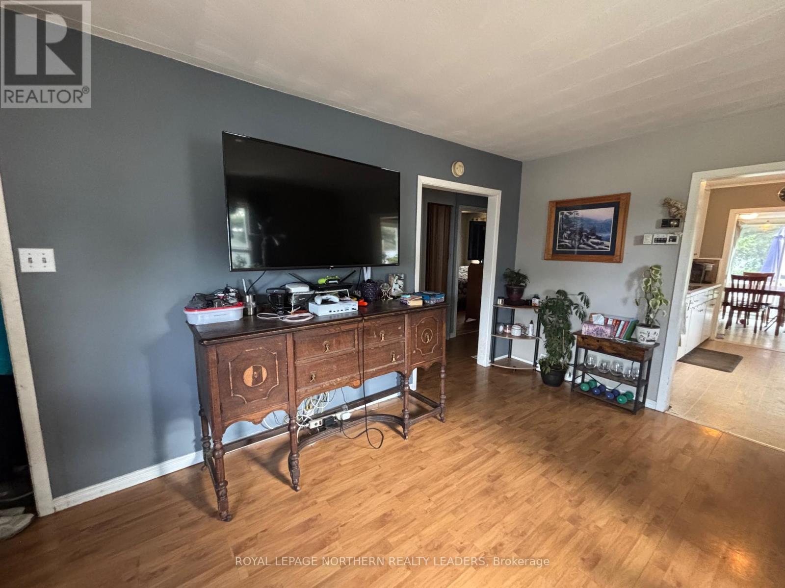 












124 FOURTEENTH AVENUE

,
Cochrane,




Ontario
P0L1C0

