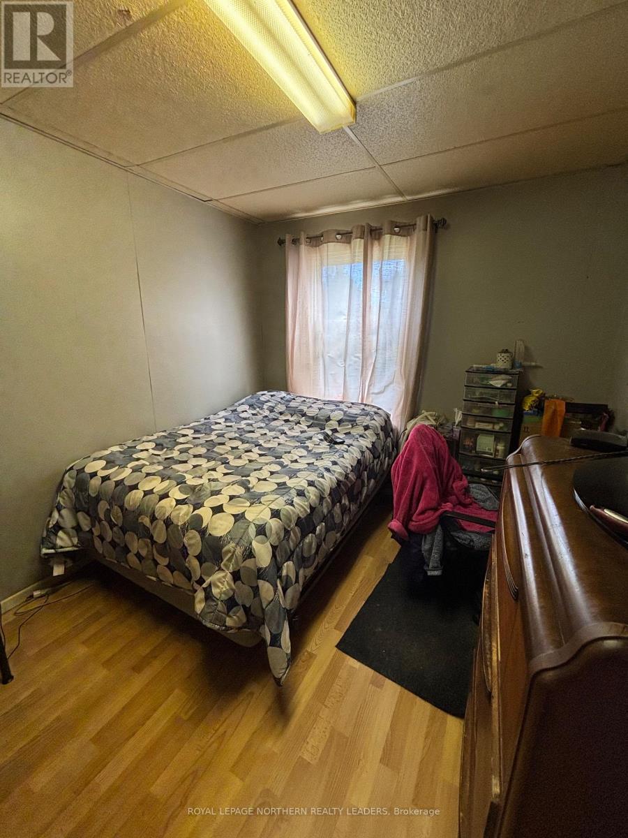 












124 FOURTEENTH AVENUE

,
Cochrane,




Ontario
P0L1C0

