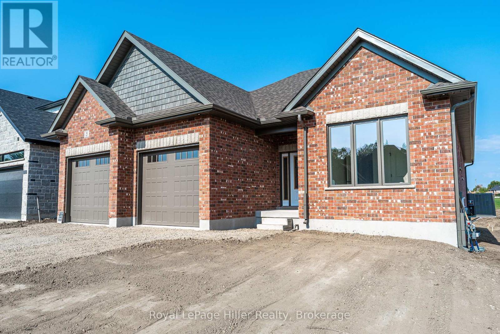












25 AVERY PLACE

,
Perth East (Milverton),




Ontario
N0K1M0

