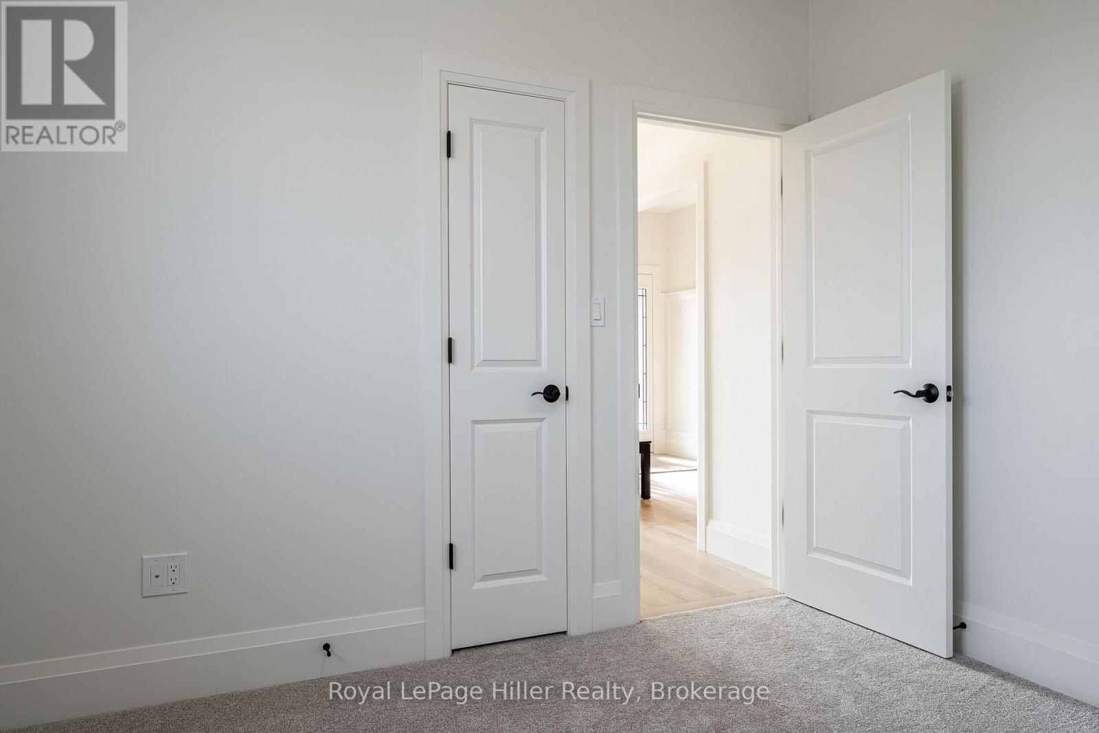 












25 AVERY PLACE

,
Perth East (Milverton),




Ontario
N0K1M0

