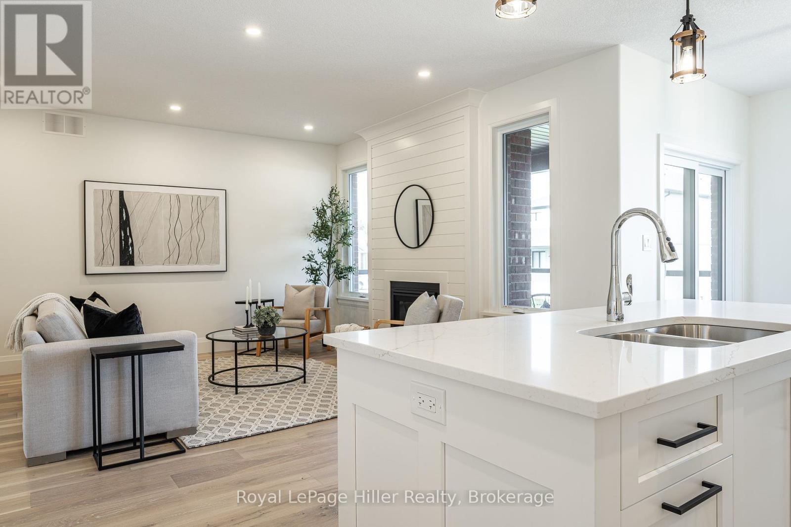 












25 AVERY PLACE

,
Perth East (Milverton),




Ontario
N0K1M0

