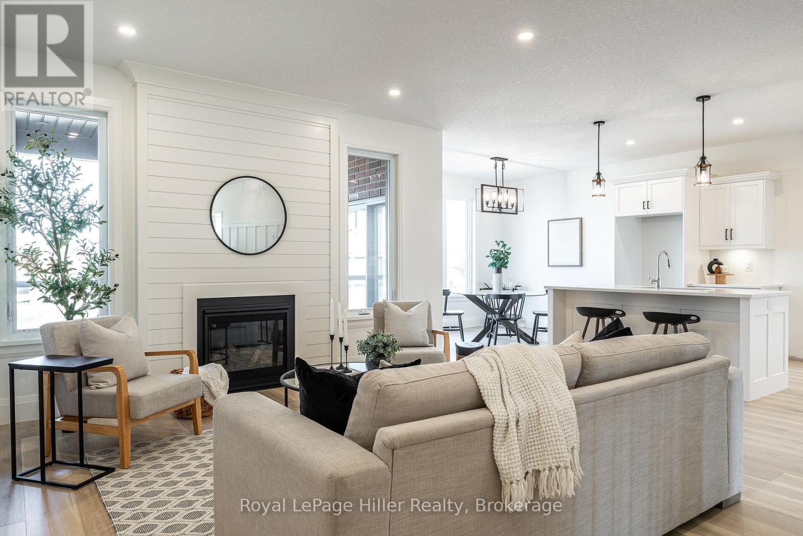 












25 AVERY PLACE

,
Perth East (Milverton),




Ontario
N0K1M0

