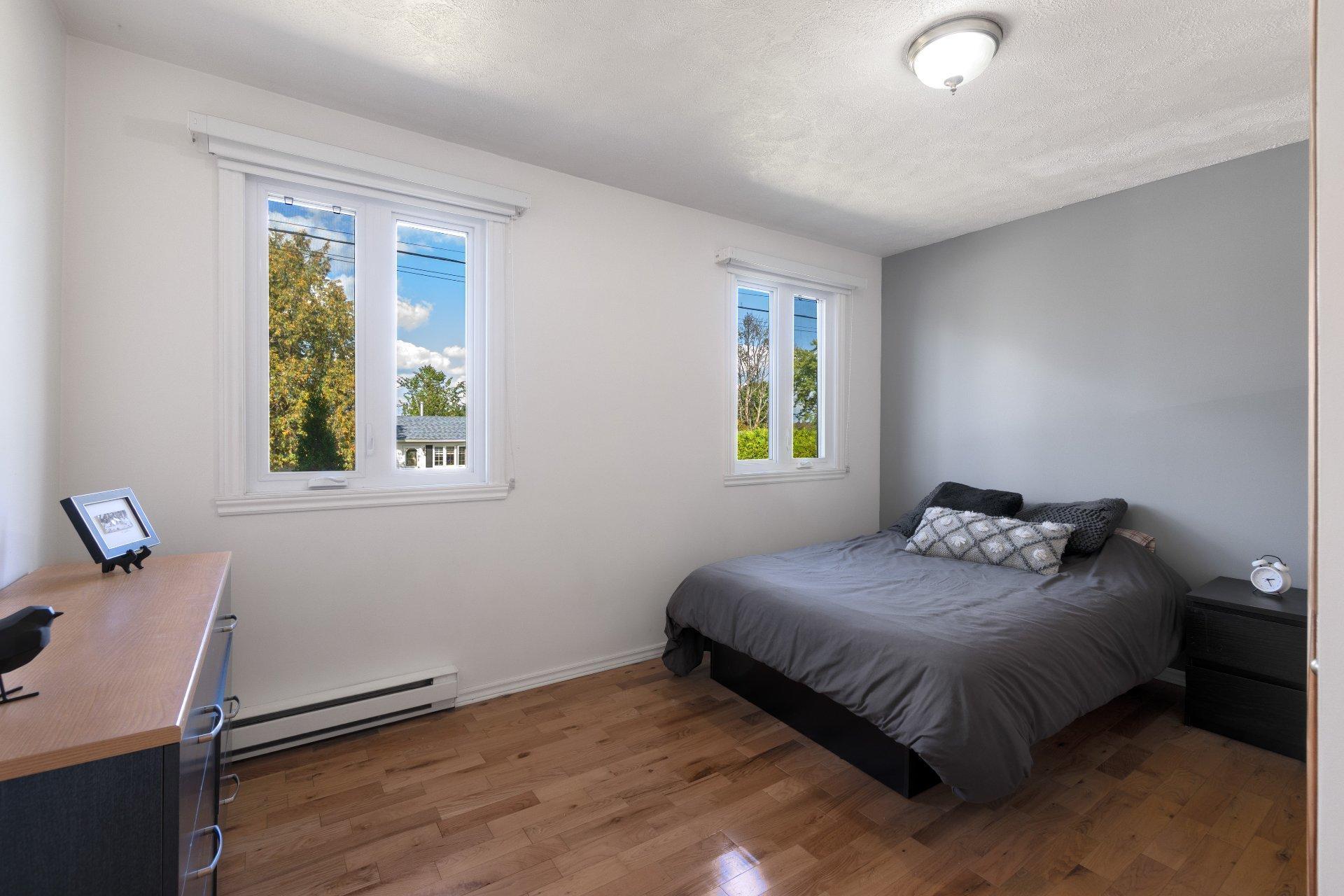 









1488


Rue de la Pépinière

,
Sherbrooke (Brompton/Rock Forest/Saint-Élie/Deauville),




QC
J1N1M9

