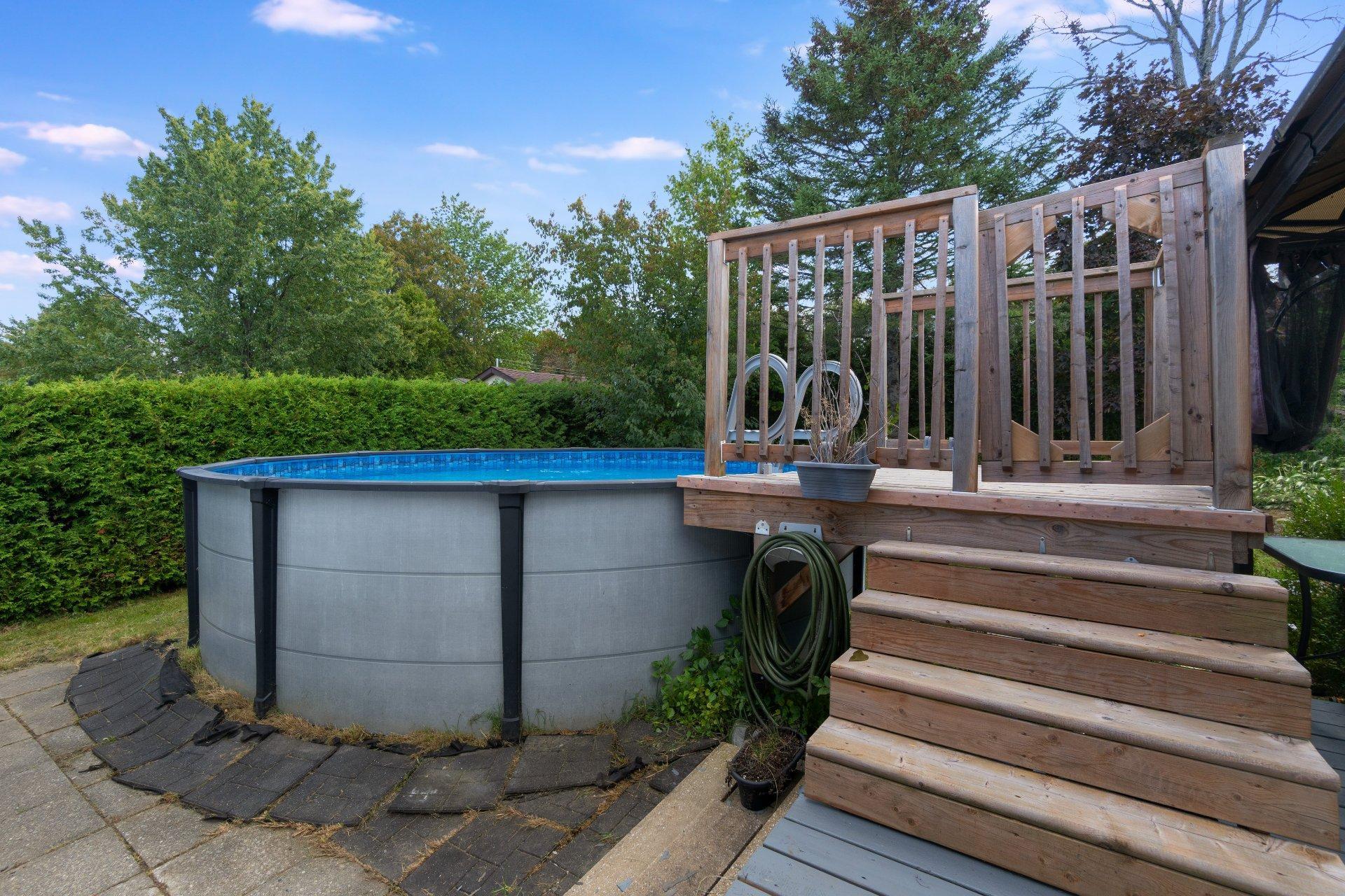 









1488


Rue de la Pépinière

,
Sherbrooke (Brompton/Rock Forest/Saint-Élie/Deauville),




QC
J1N1M9

