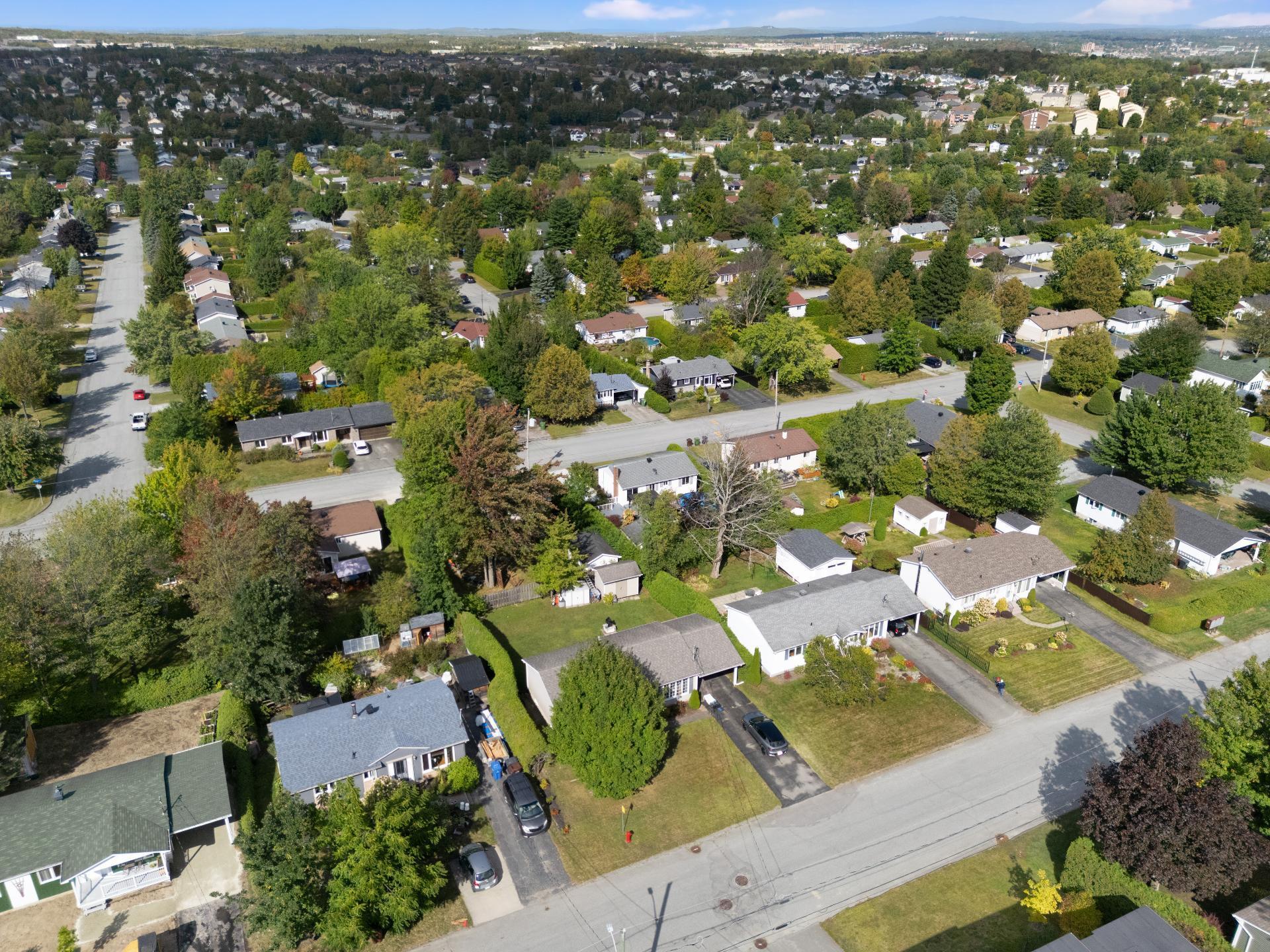 









1488


Rue de la Pépinière

,
Sherbrooke (Brompton/Rock Forest/Saint-Élie/Deauville),




QC
J1N1M9

