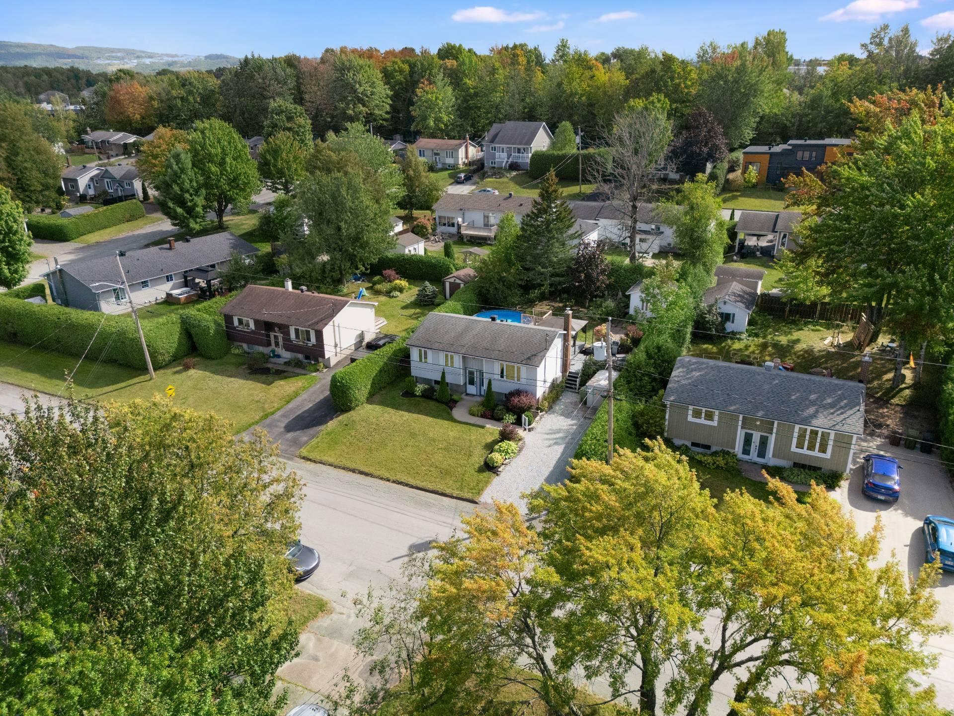 









1488


Rue de la Pépinière

,
Sherbrooke (Brompton/Rock Forest/Saint-Élie/Deauville),




QC
J1N1M9

