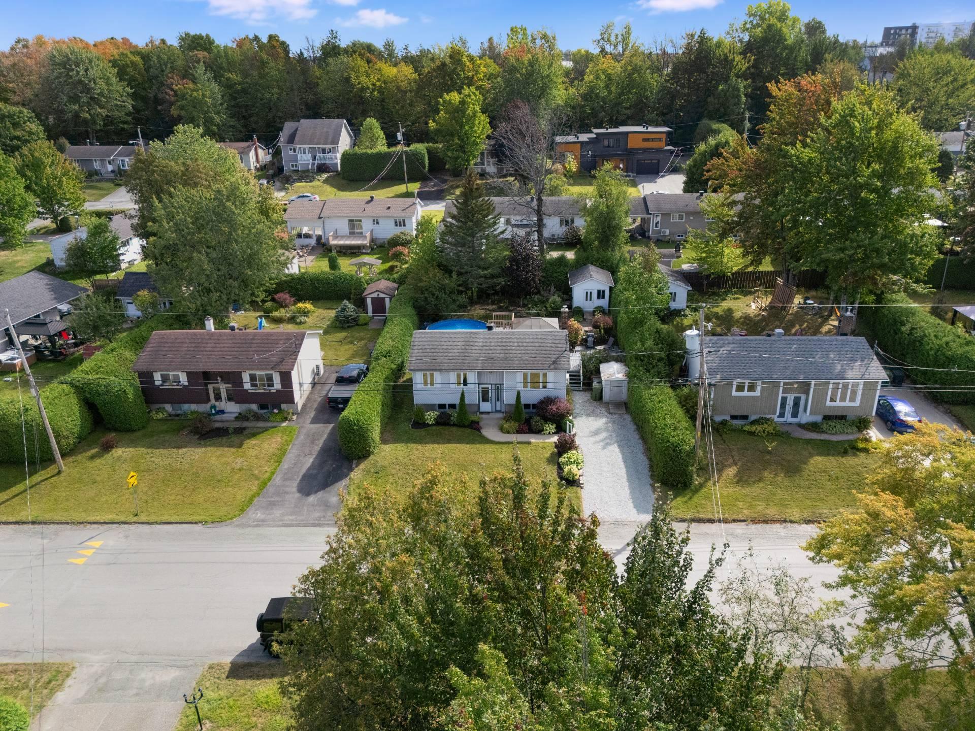 









1488


Rue de la Pépinière

,
Sherbrooke (Brompton/Rock Forest/Saint-Élie/Deauville),




QC
J1N1M9

