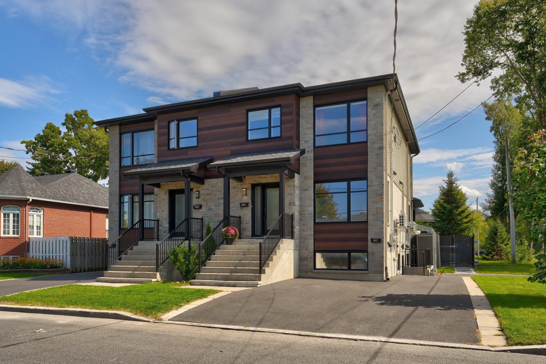 









4115

 - 4117


Rue de Kensington

,
Longueuil (Saint-Hubert),




QC
J3Y2V8

