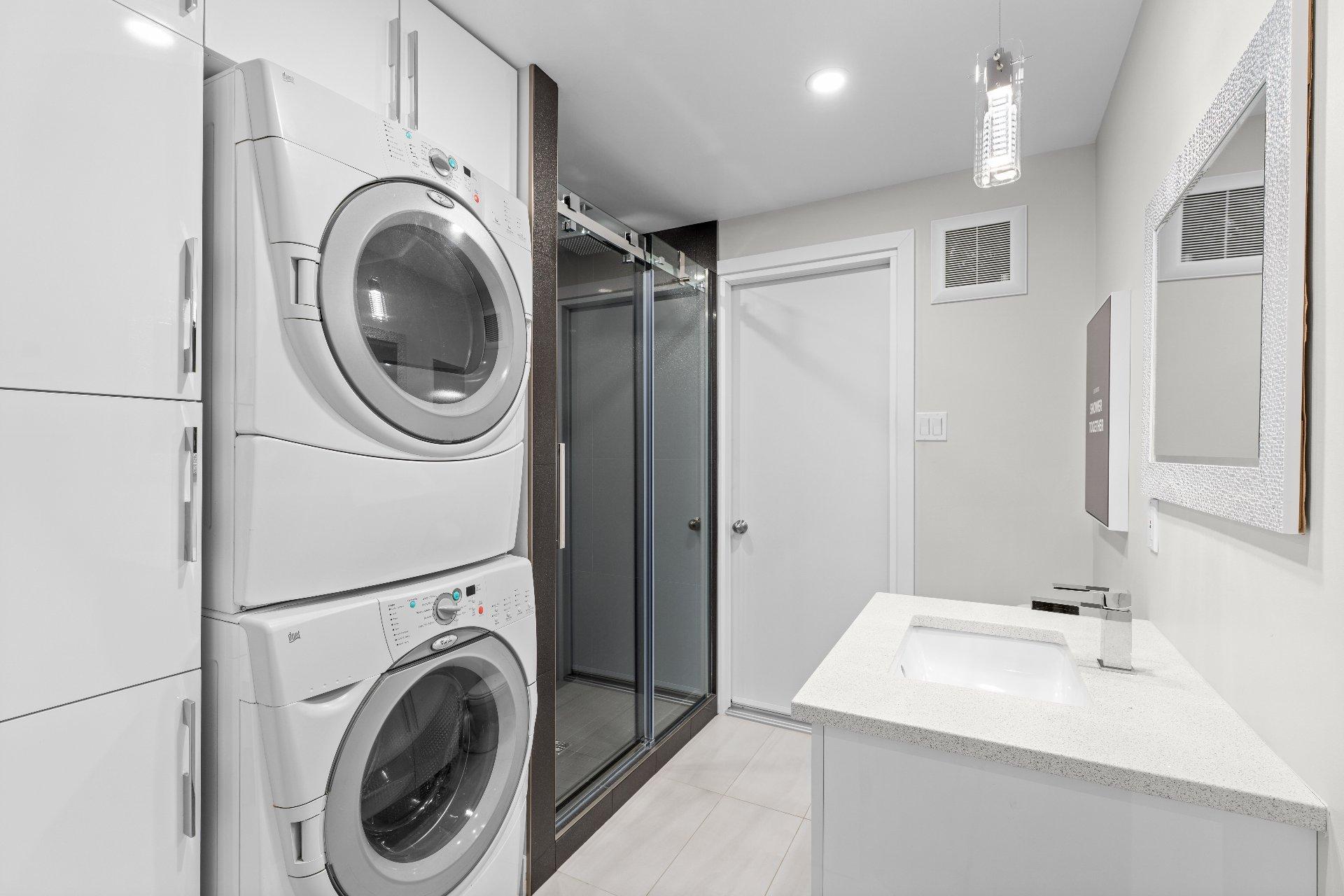 









852


Rue Homère

,
Sherbrooke (Brompton/Rock Forest/Saint-Élie/Deauville),




QC
J1N3C4

