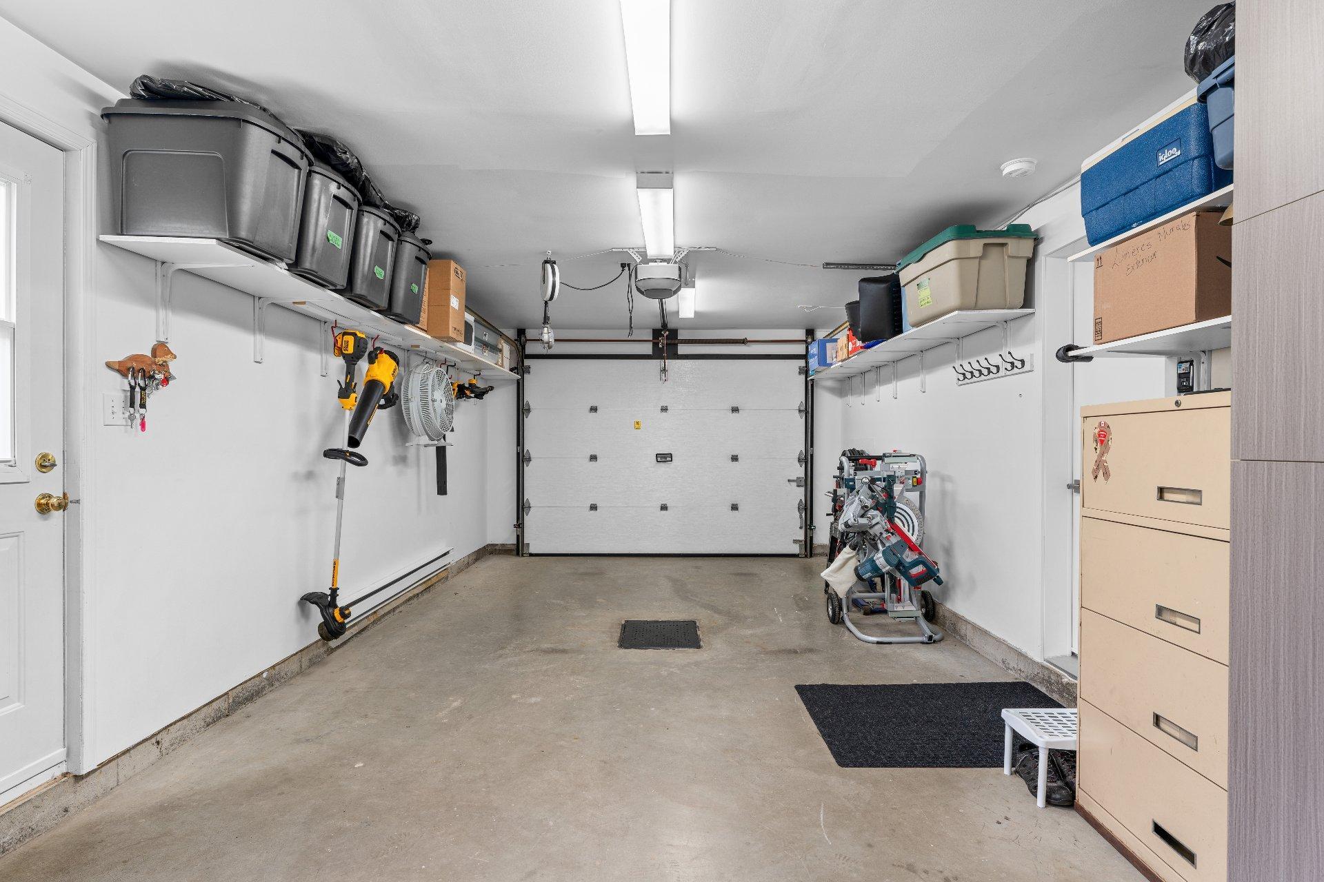 









852


Rue Homère

,
Sherbrooke (Brompton/Rock Forest/Saint-Élie/Deauville),




QC
J1N3C4

