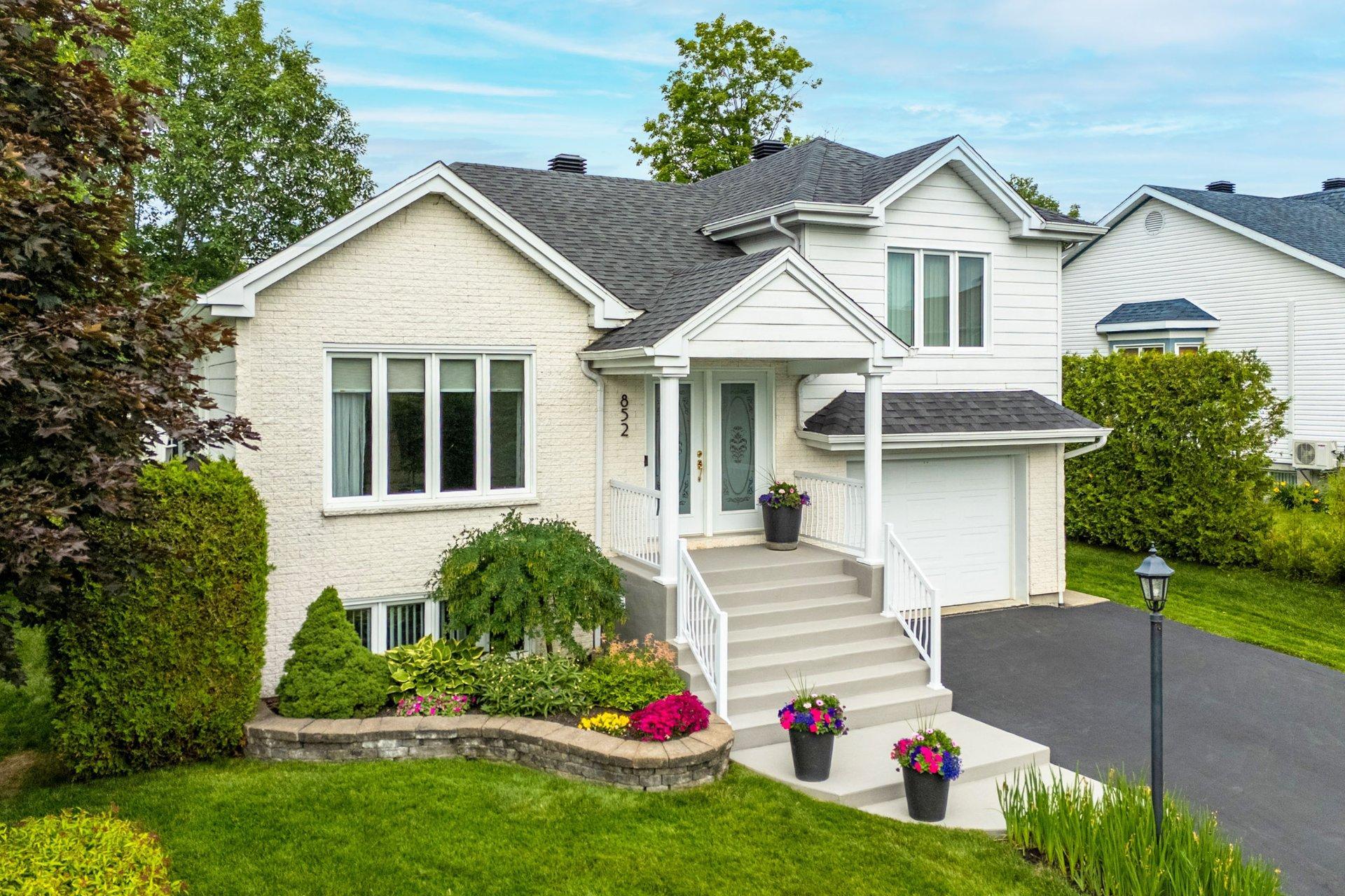 









852


Rue Homère

,
Sherbrooke (Brompton/Rock Forest/Saint-Élie/Deauville),




QC
J1N3C4

