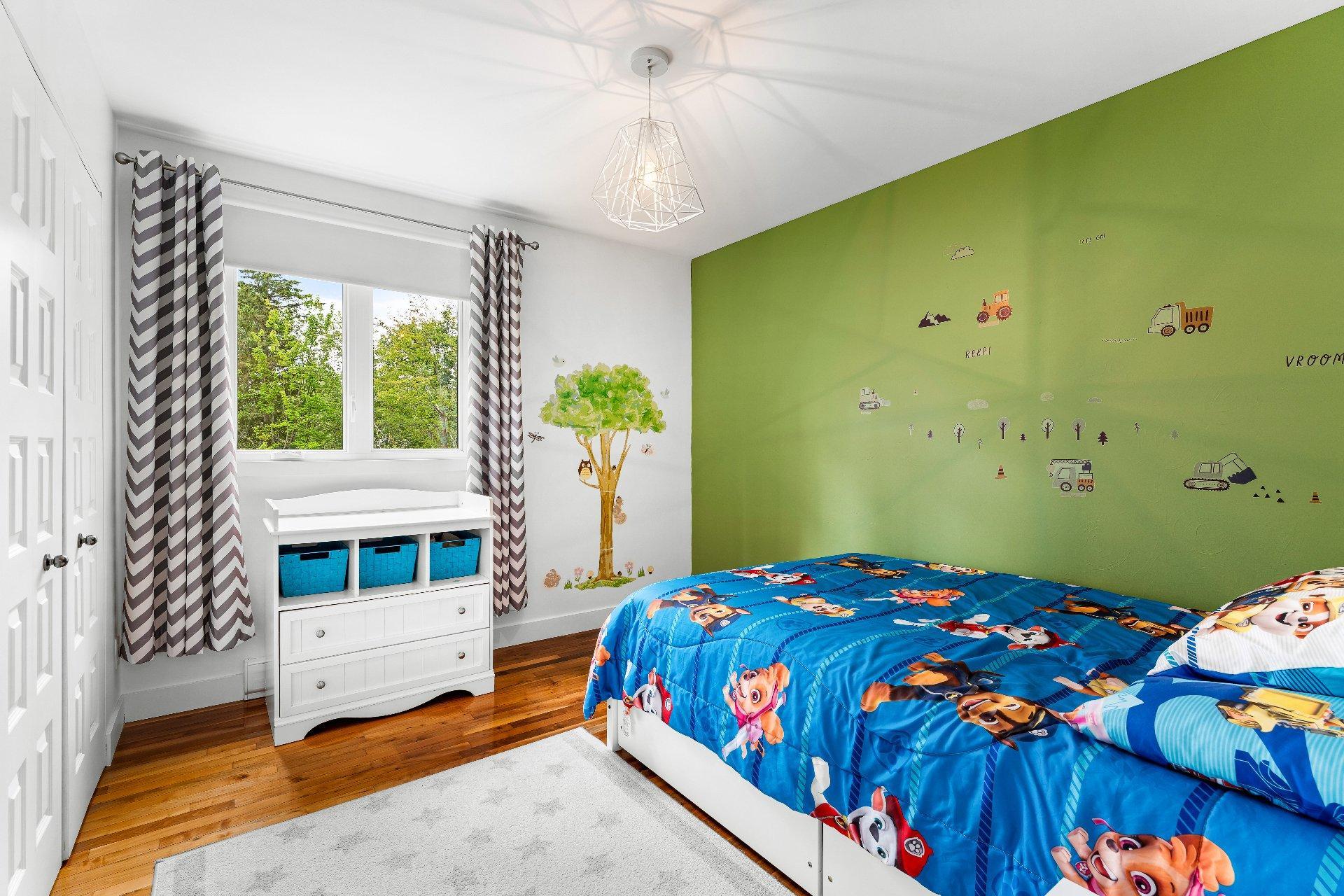 









2330


Rue Anna-Maria-Valls

,
Sherbrooke (Les Nations),




QC
J1N4J2

