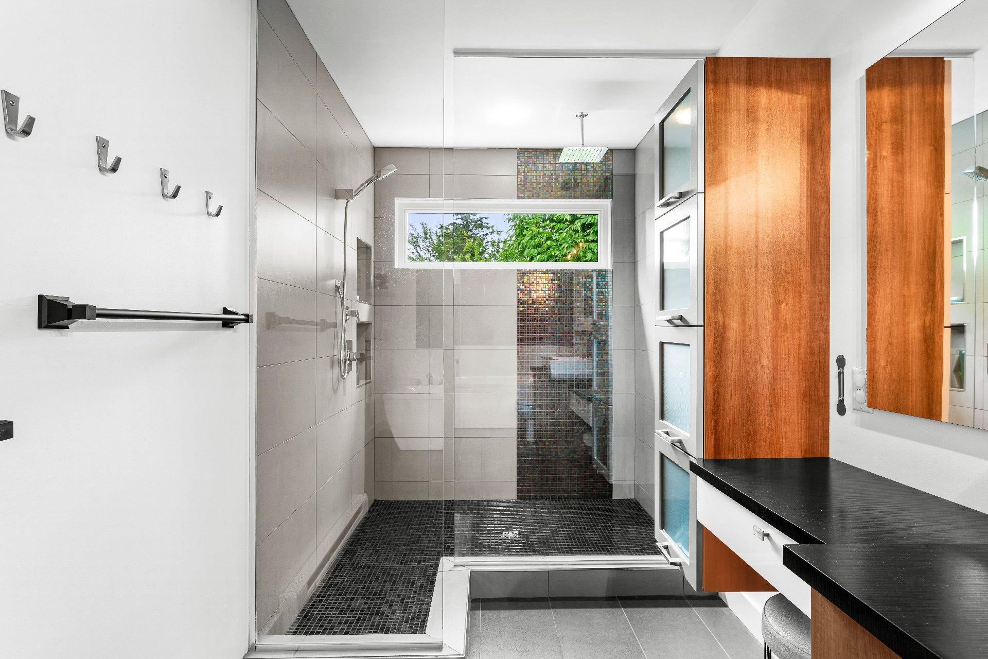 









2330


Rue Anna-Maria-Valls

,
Sherbrooke (Les Nations),




QC
J1N4J2

