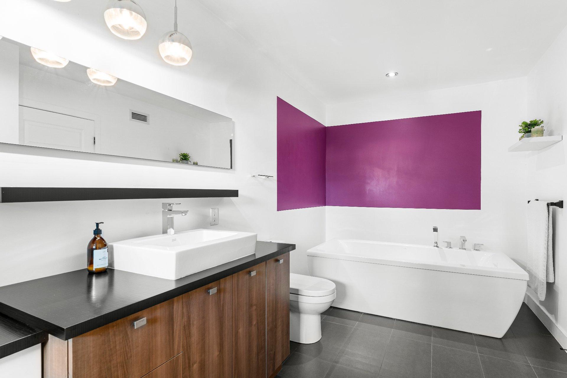 









2330


Rue Anna-Maria-Valls

,
Sherbrooke (Les Nations),




QC
J1N4J2

