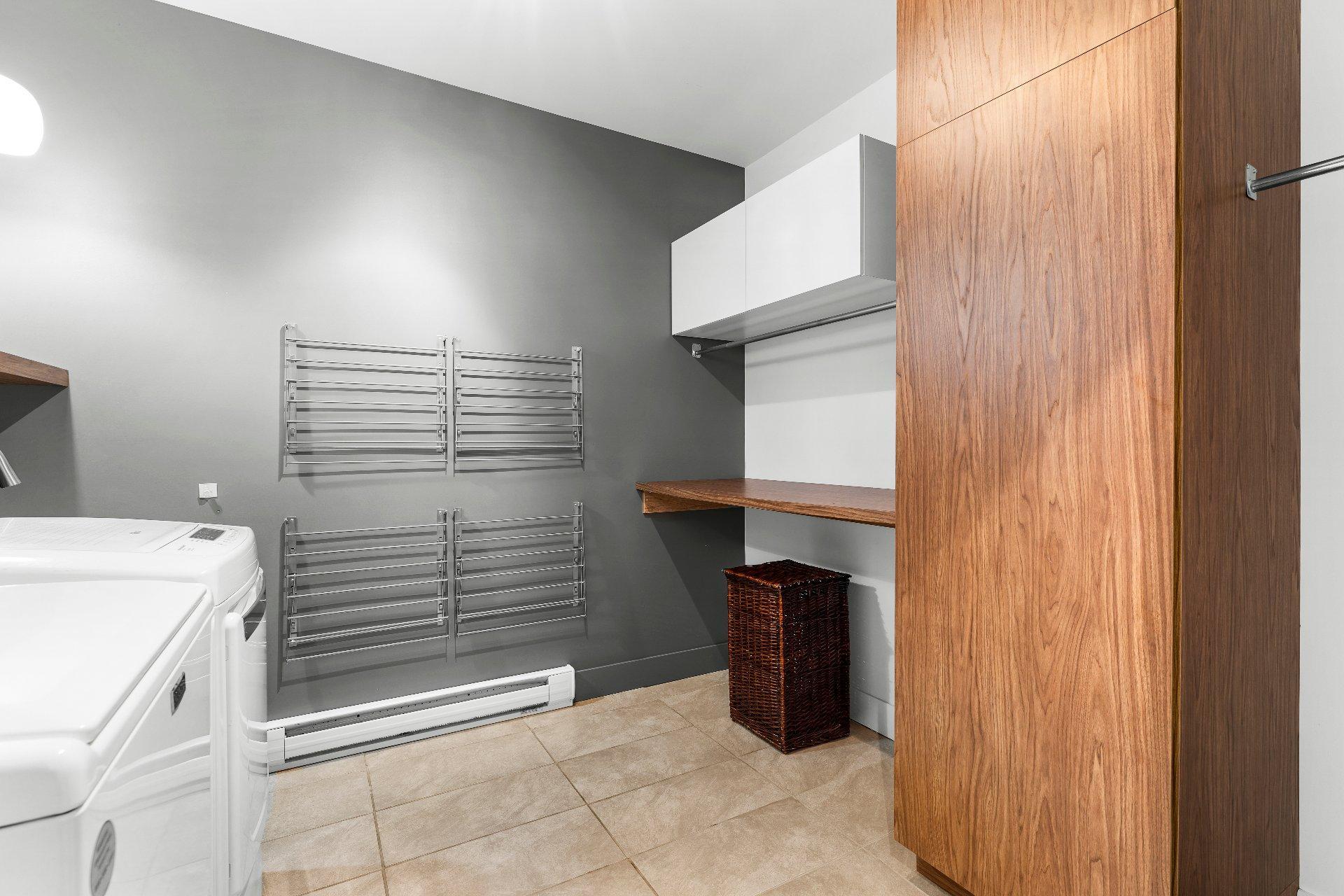 









2330


Rue Anna-Maria-Valls

,
Sherbrooke (Les Nations),




QC
J1N4J2

