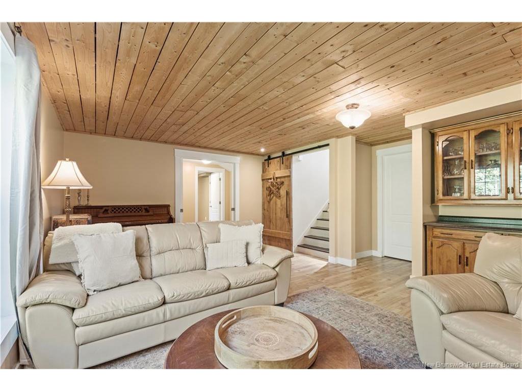 









105


Maplehurst

DR,
Richibucto Road,




NB
E3A 0G5

