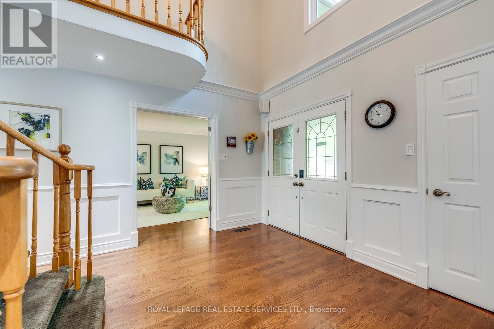 












1366 FIELDCREST LANE

,
Oakville,




Ontario
L6M2W8

