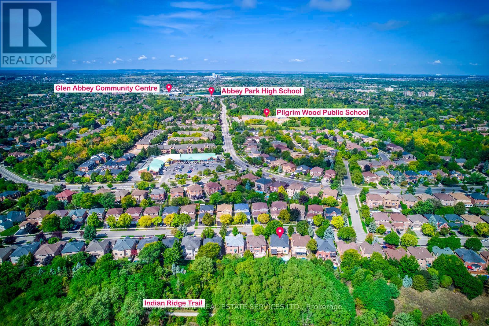 












1366 FIELDCREST LANE

,
Oakville,




Ontario
L6M2W8

