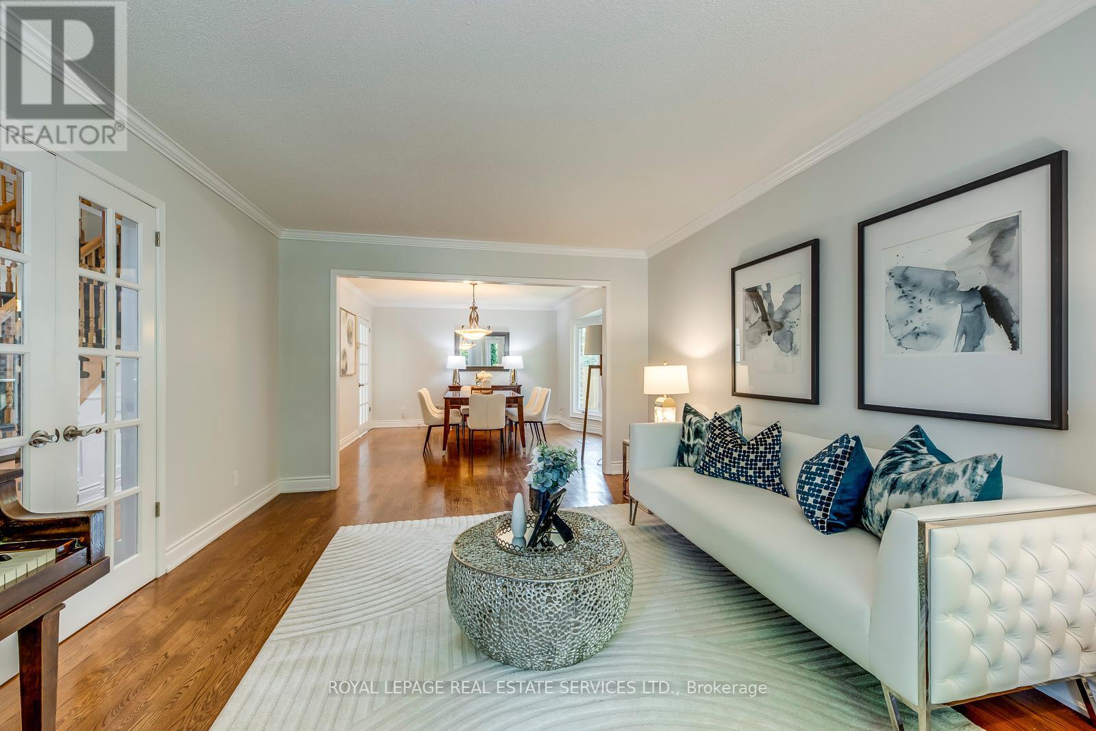 












1366 FIELDCREST LANE

,
Oakville,




Ontario
L6M2W8

