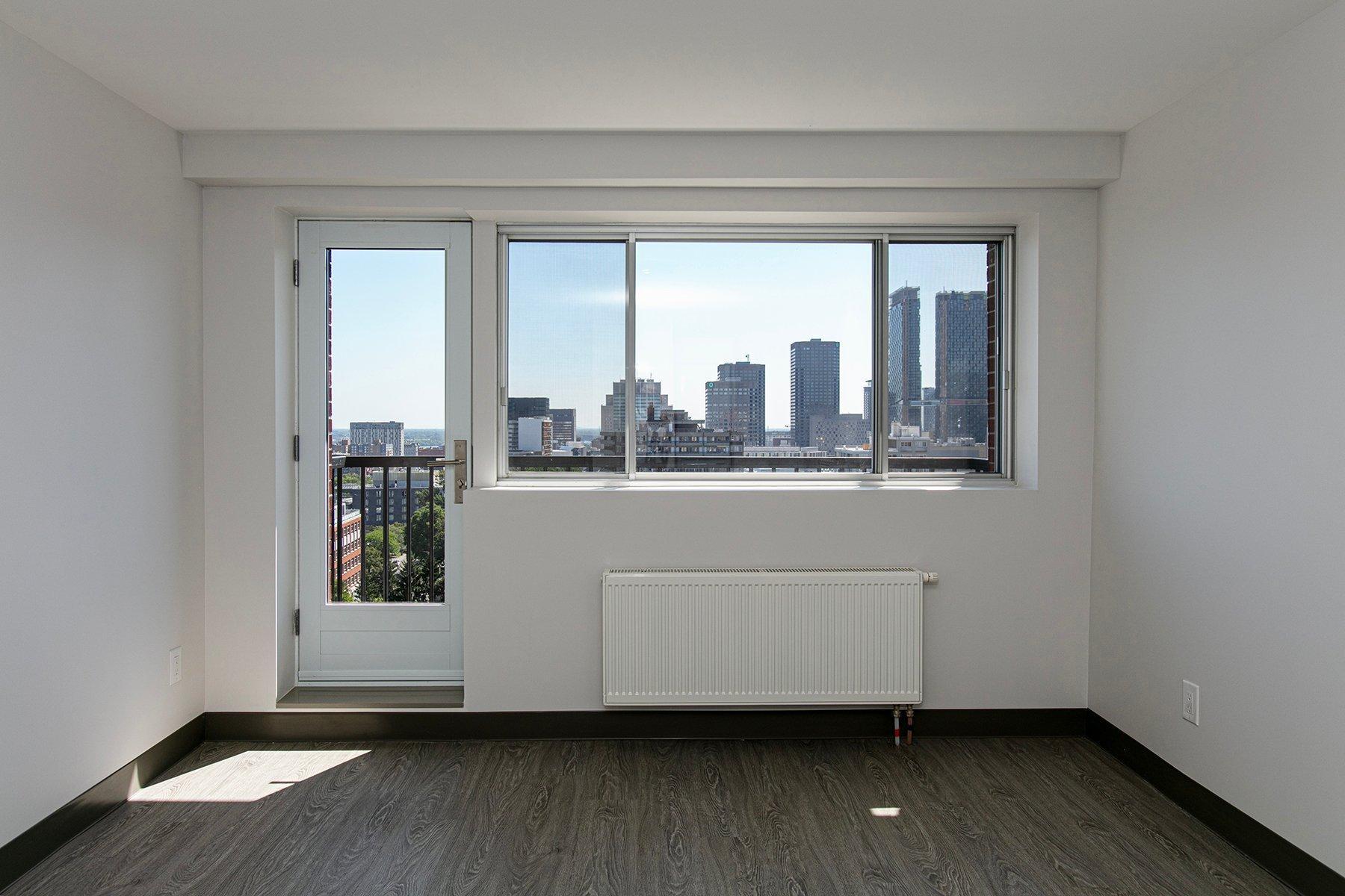 









3605


Rue St-Urbain

, 102,
Montréal (Ville-Marie),




QC
H2X2P1

