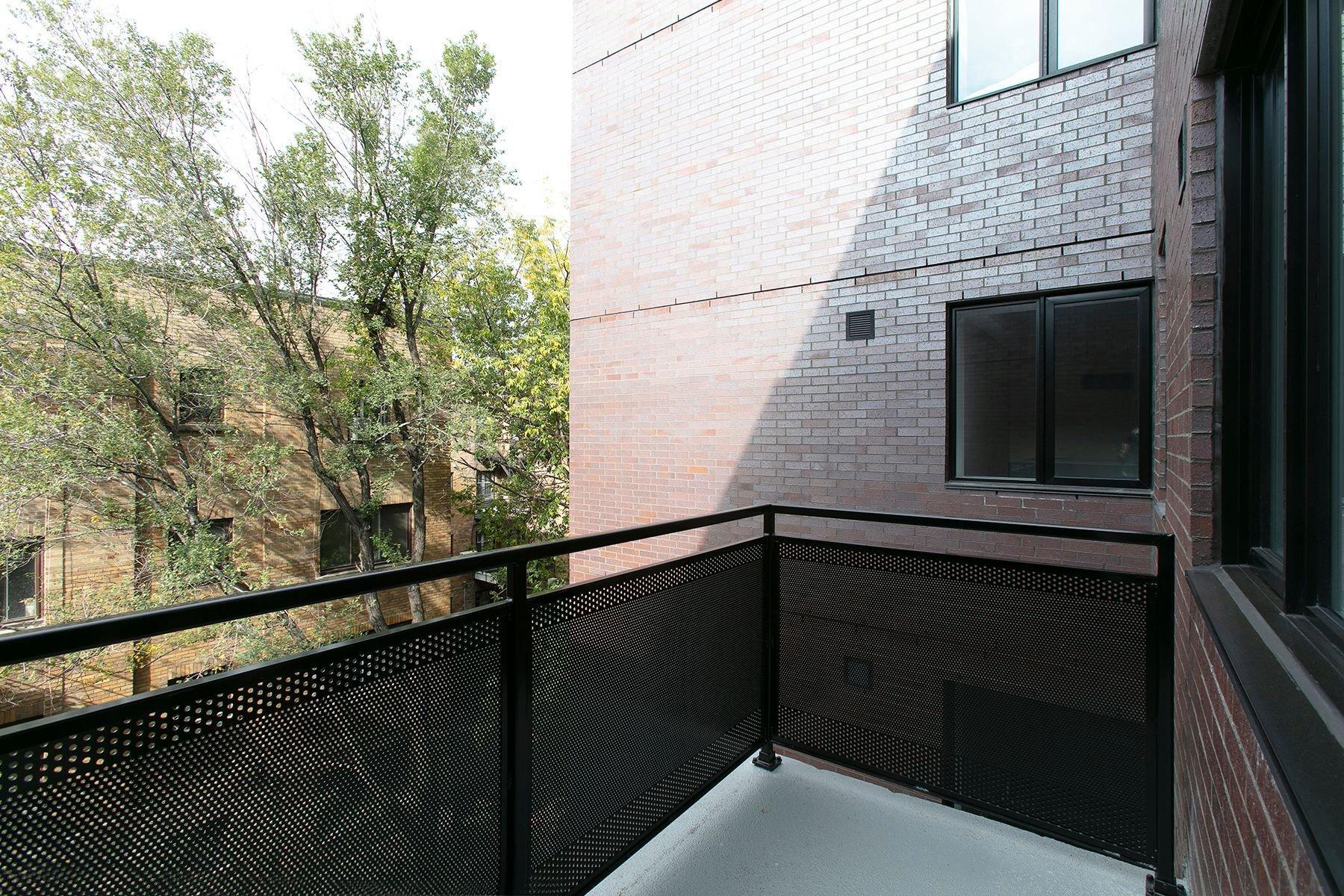 









4851


Ch. de la Côte-St-Luc

, 310,
Montréal (Côte-des-Neiges/Notre-Dame-de-Grâce),




QC
H3W2H6

