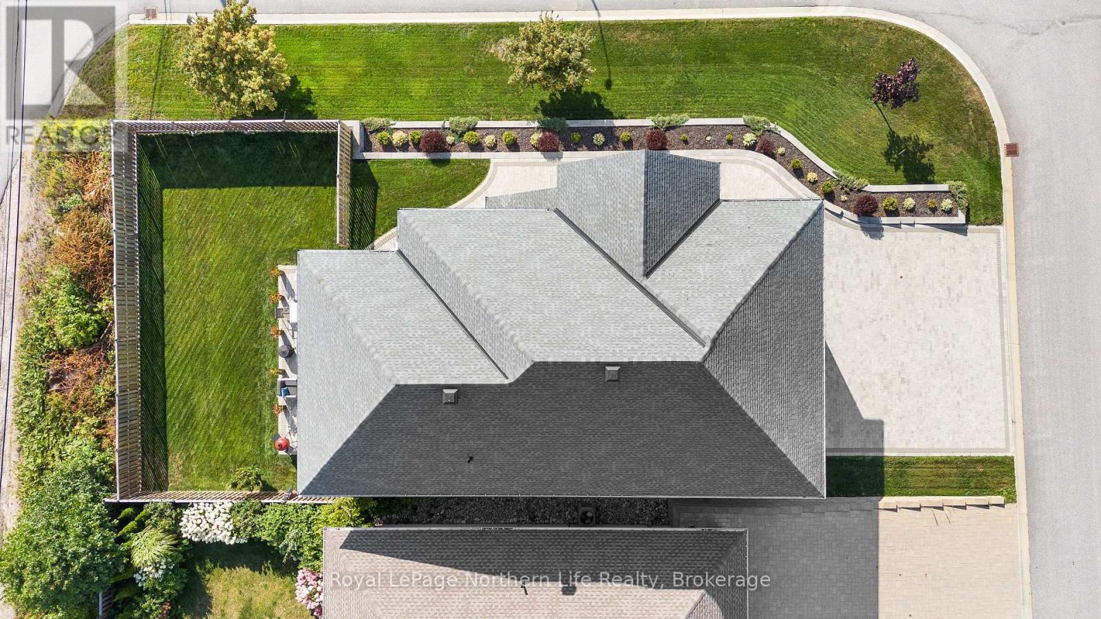 












5 ZEPHYR HEIGHTS

,
North Bay (Airport),




Ontario
P1B8G2


