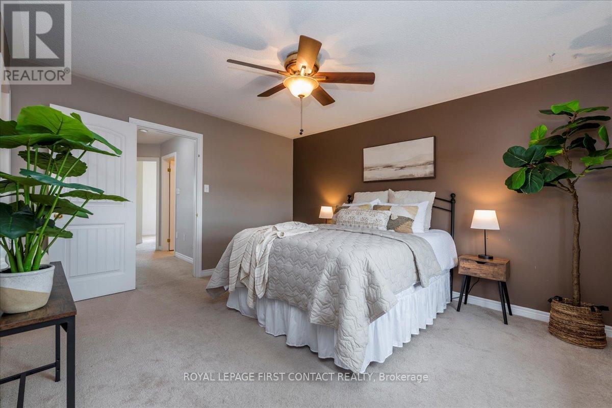 












22 ADMIRAL CRESCENT

,
Essa,




Ontario
L0M1B4

