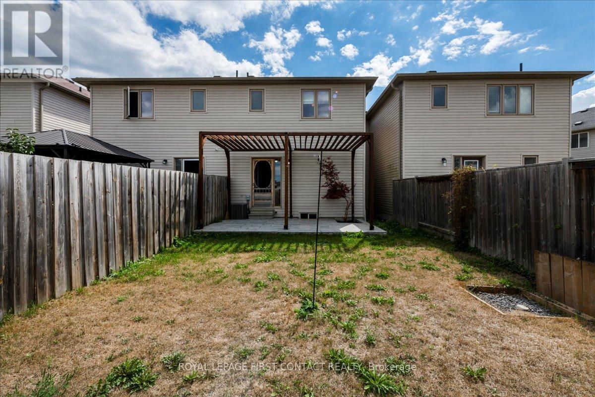 












22 ADMIRAL CRESCENT

,
Essa,




Ontario
L0M1B4

