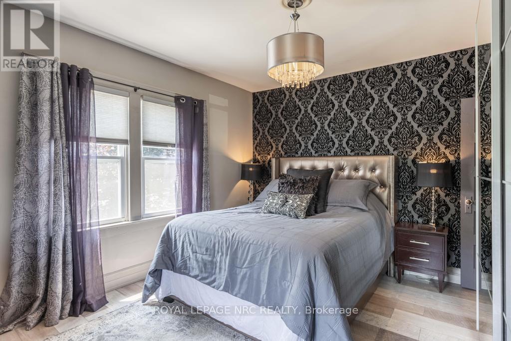 












48 HODGKINS AVENUE

,
Thorold,




Ontario
L2V1M1

