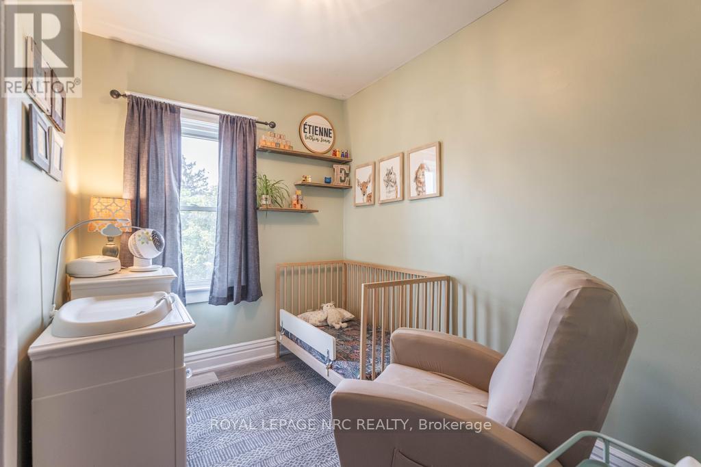 












48 HODGKINS AVENUE

,
Thorold,




Ontario
L2V1M1

