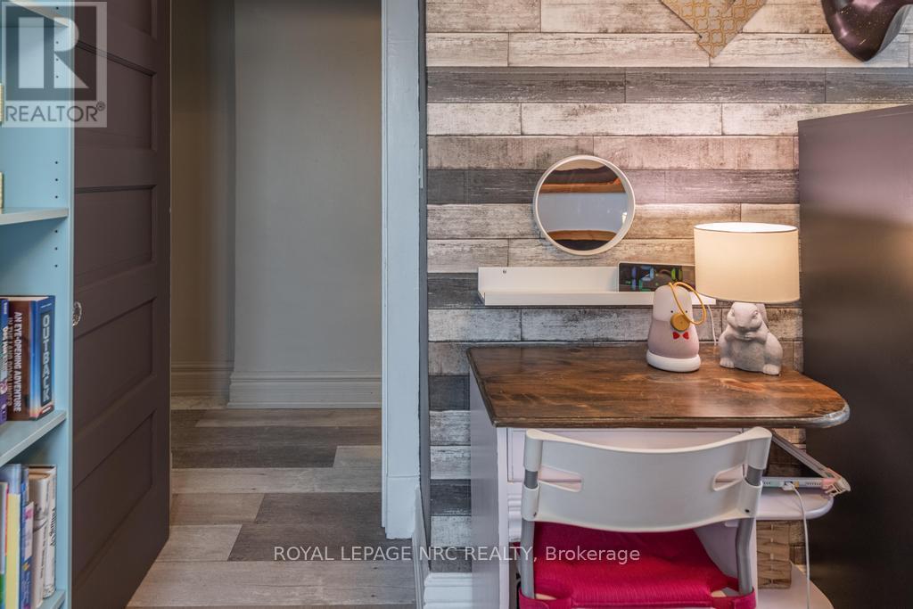 












48 HODGKINS AVENUE

,
Thorold,




Ontario
L2V1M1

