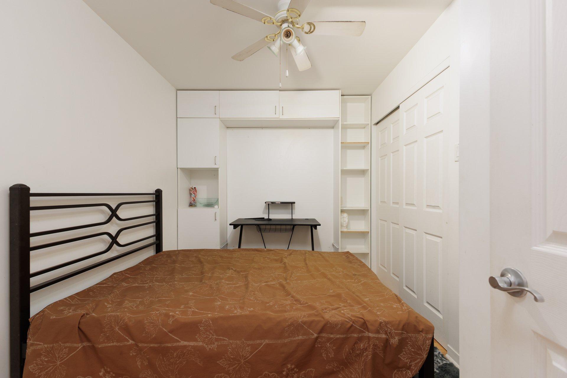 









8831


Rue Hochelaga

, 205,
Montréal (Mercier/Hochelaga-Maisonneuve),




QC
H1L2N3

