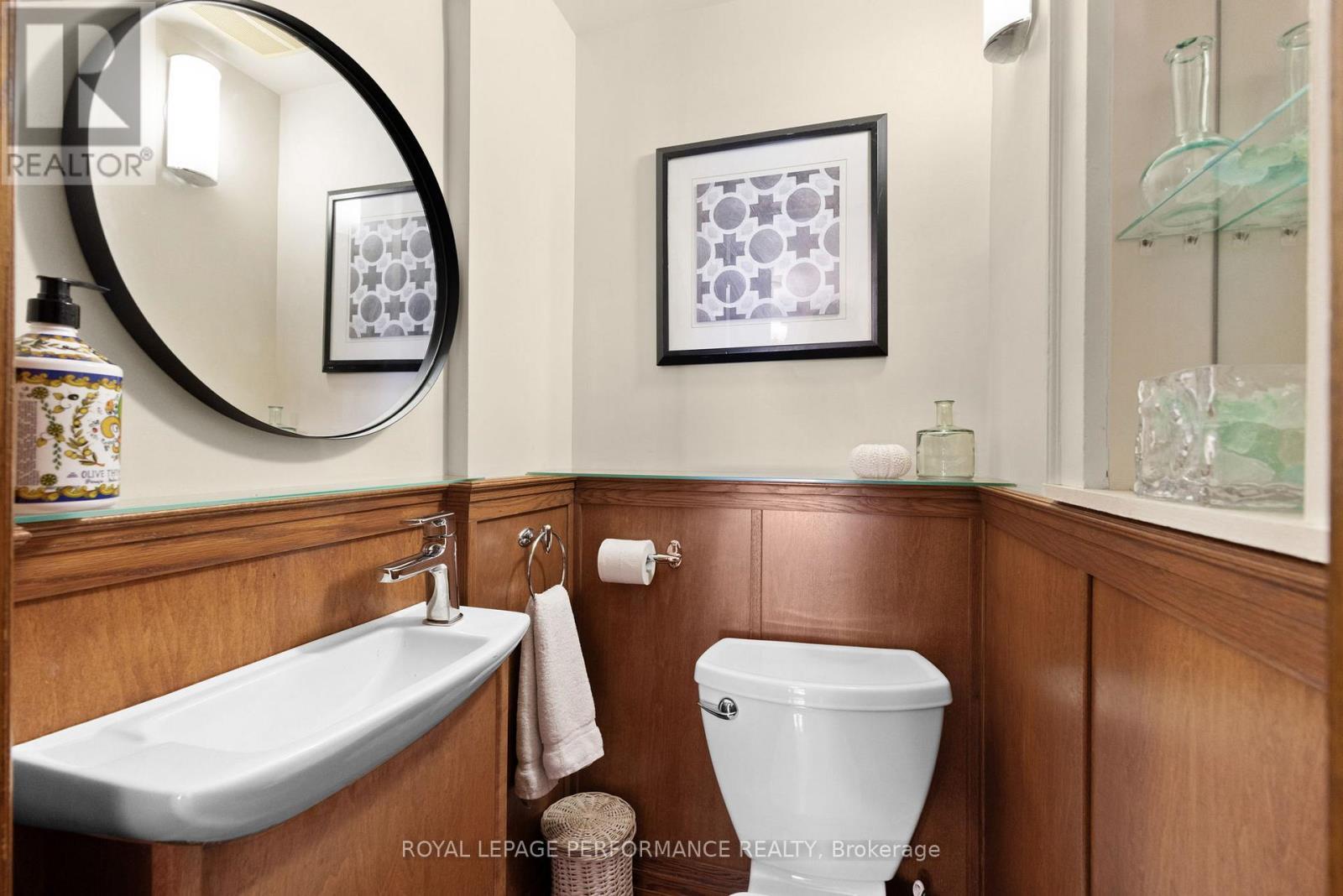 












345 THIRD AVENUE

,
Ottawa,




Ontario
K1S2K4

