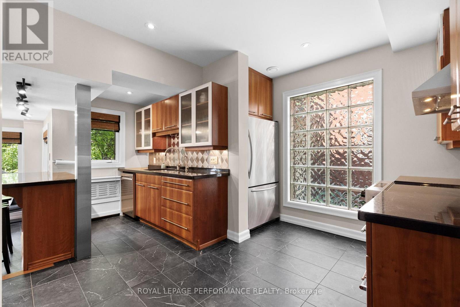 












345 THIRD AVENUE

,
Ottawa,




Ontario
K1S2K4

