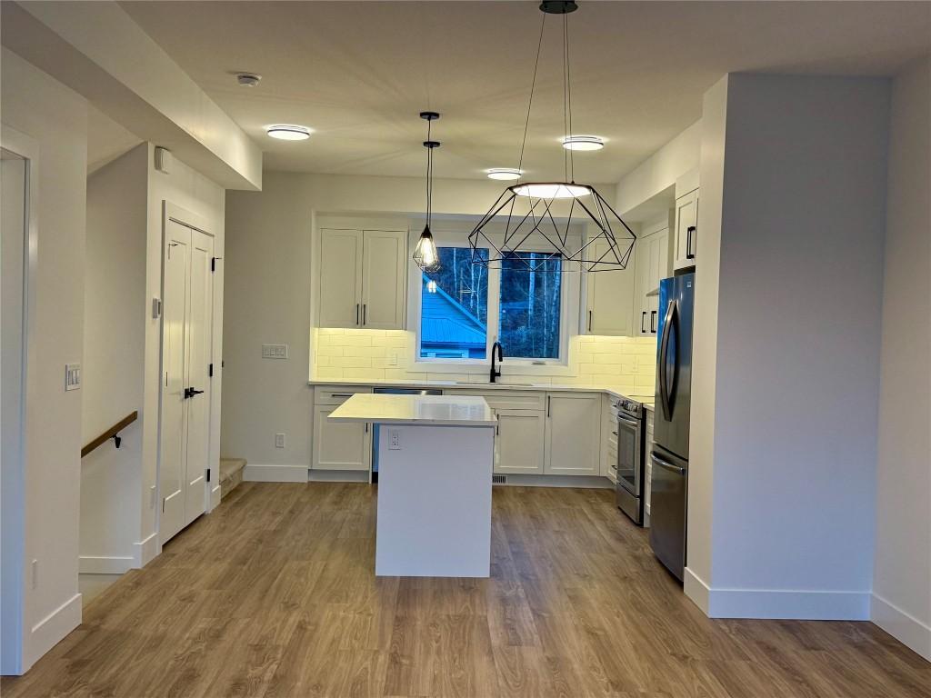 









70


Boundary

Street, 204,
Kimberley,




BC
V1A 2H4

