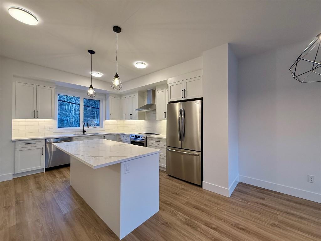 









70


Boundary

Street, 204,
Kimberley,




BC
V1A 2H4

