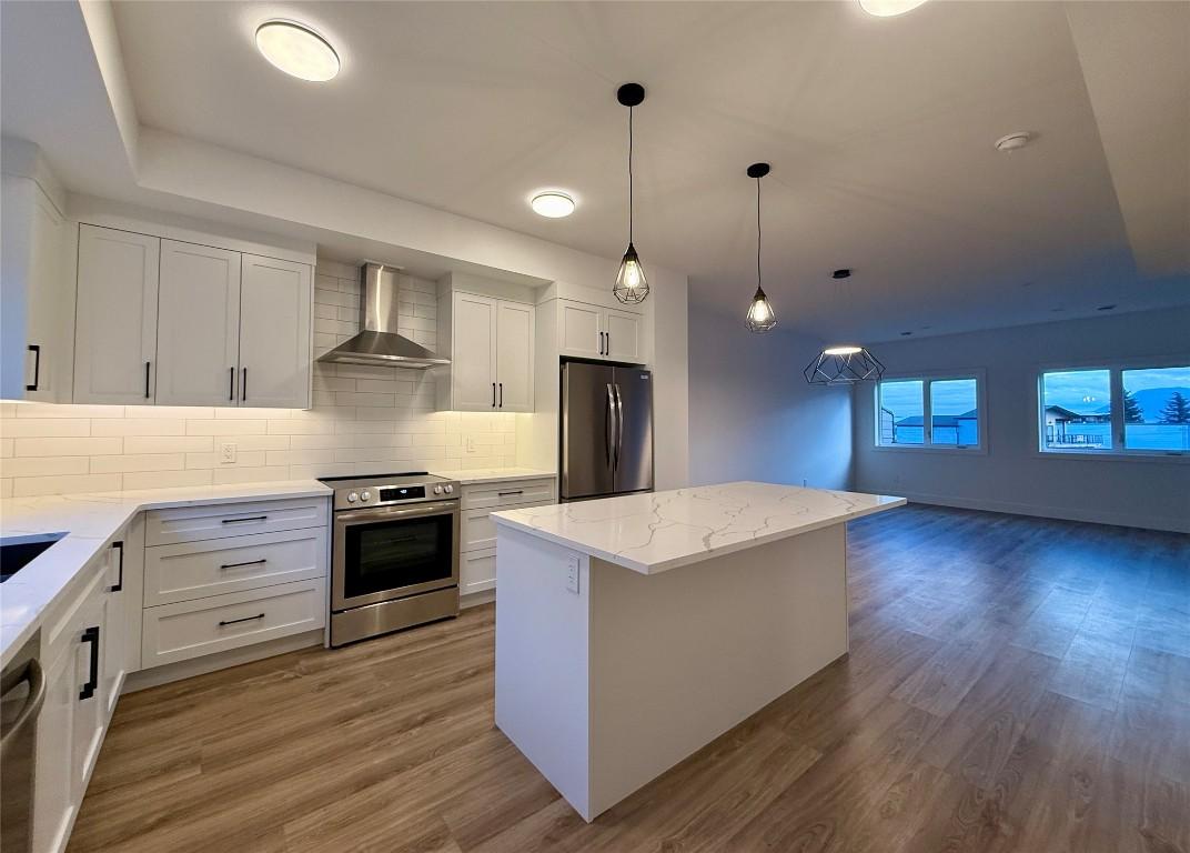 









70


Boundary

Street, 204,
Kimberley,




BC
V1A 2H4

