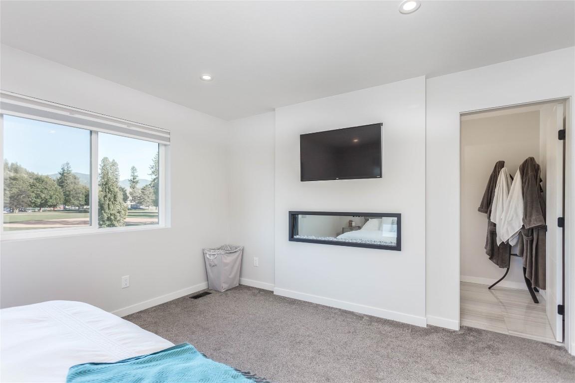 









2253


Shuswap

Avenue,
Lumby,




BC
V0E 2G0

