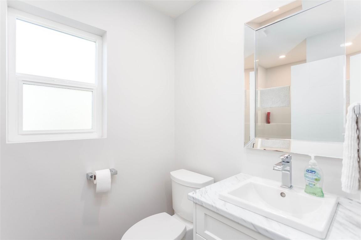 









2253


Shuswap

Avenue,
Lumby,




BC
V0E 2G0

