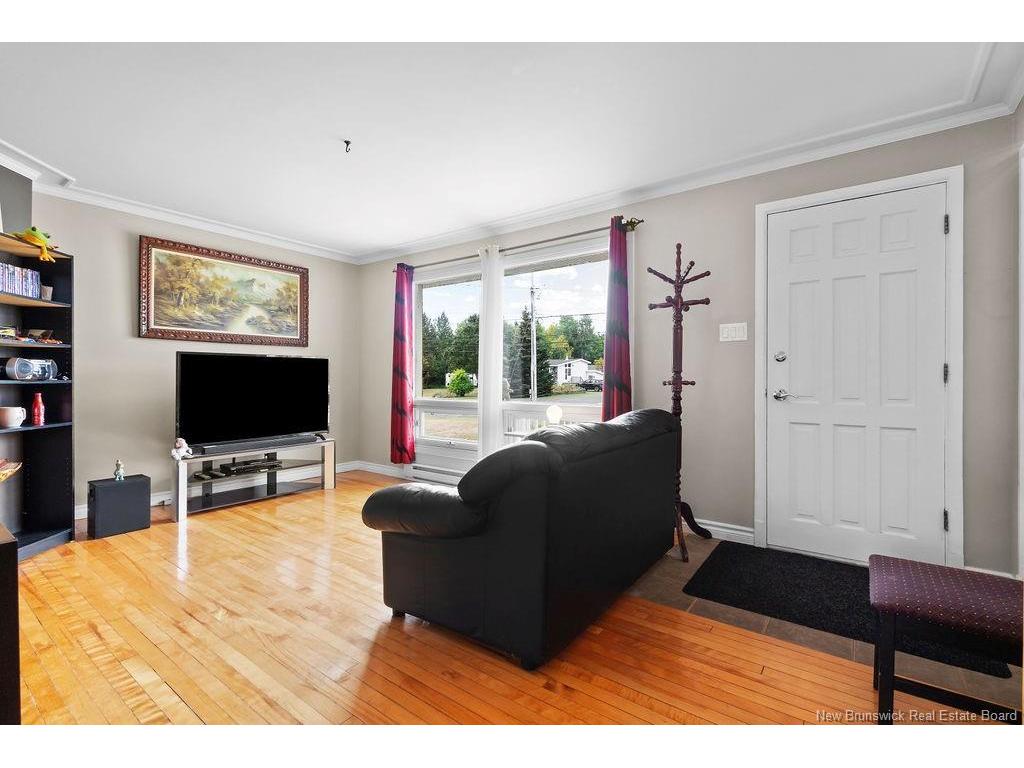 









627


Rue Principale

,
Pointe-Verte,




NB
E8J 2P7

