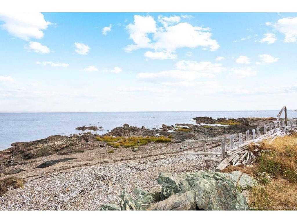 









627


Rue Principale

,
Pointe-Verte,




NB
E8J 2P7

