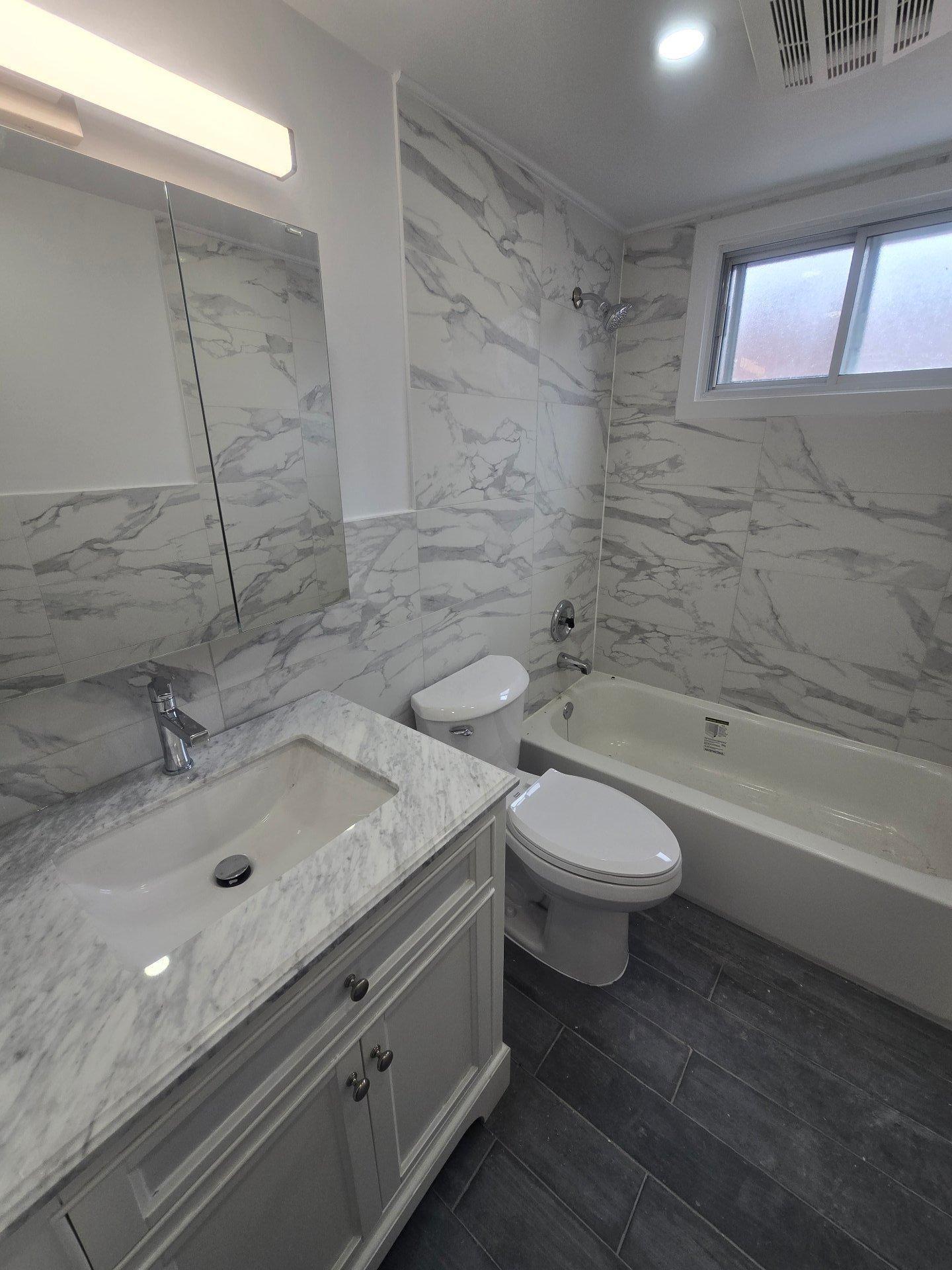 









581


15e Avenue

,
Montréal (LaSalle),




QC
H8P2S1

