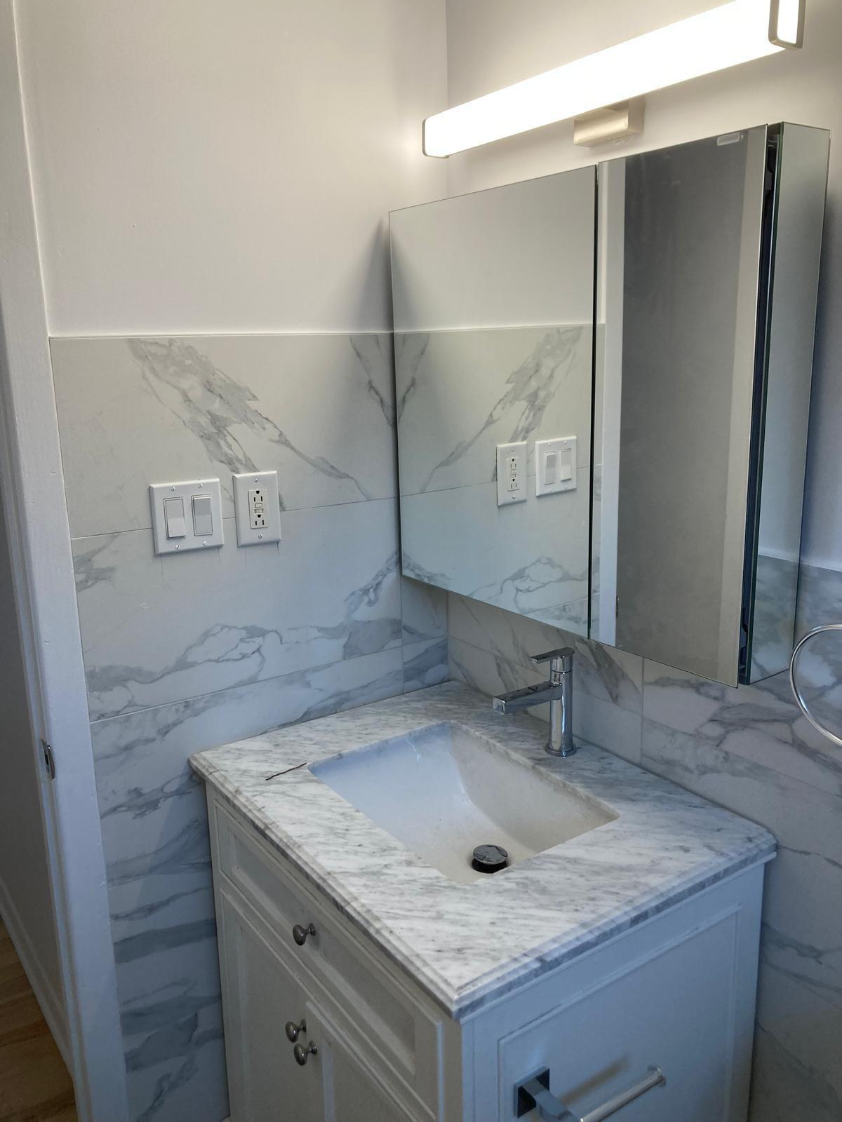 









581


15e Avenue

,
Montréal (LaSalle),




QC
H8P2S1

