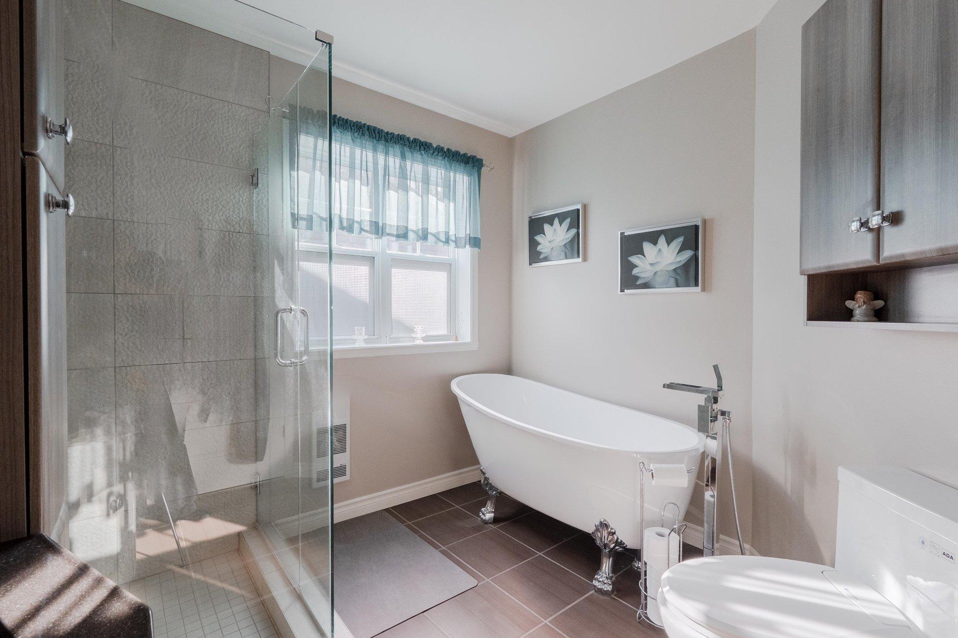 









284


Rue des Grands-Ducs

,
Sherbrooke (Brompton/Rock Forest/Saint-Élie/Deauville),




QC
J1R0S3

