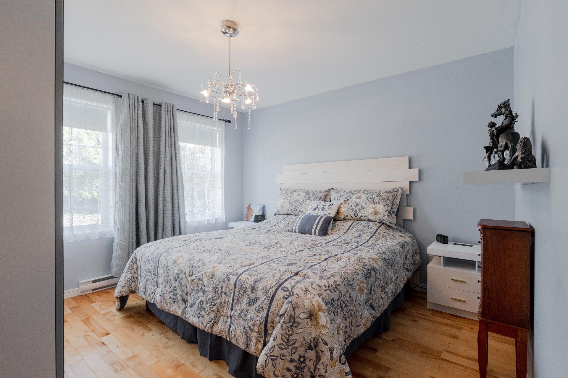 









284


Rue des Grands-Ducs

,
Sherbrooke (Brompton/Rock Forest/Saint-Élie/Deauville),




QC
J1R0S3

