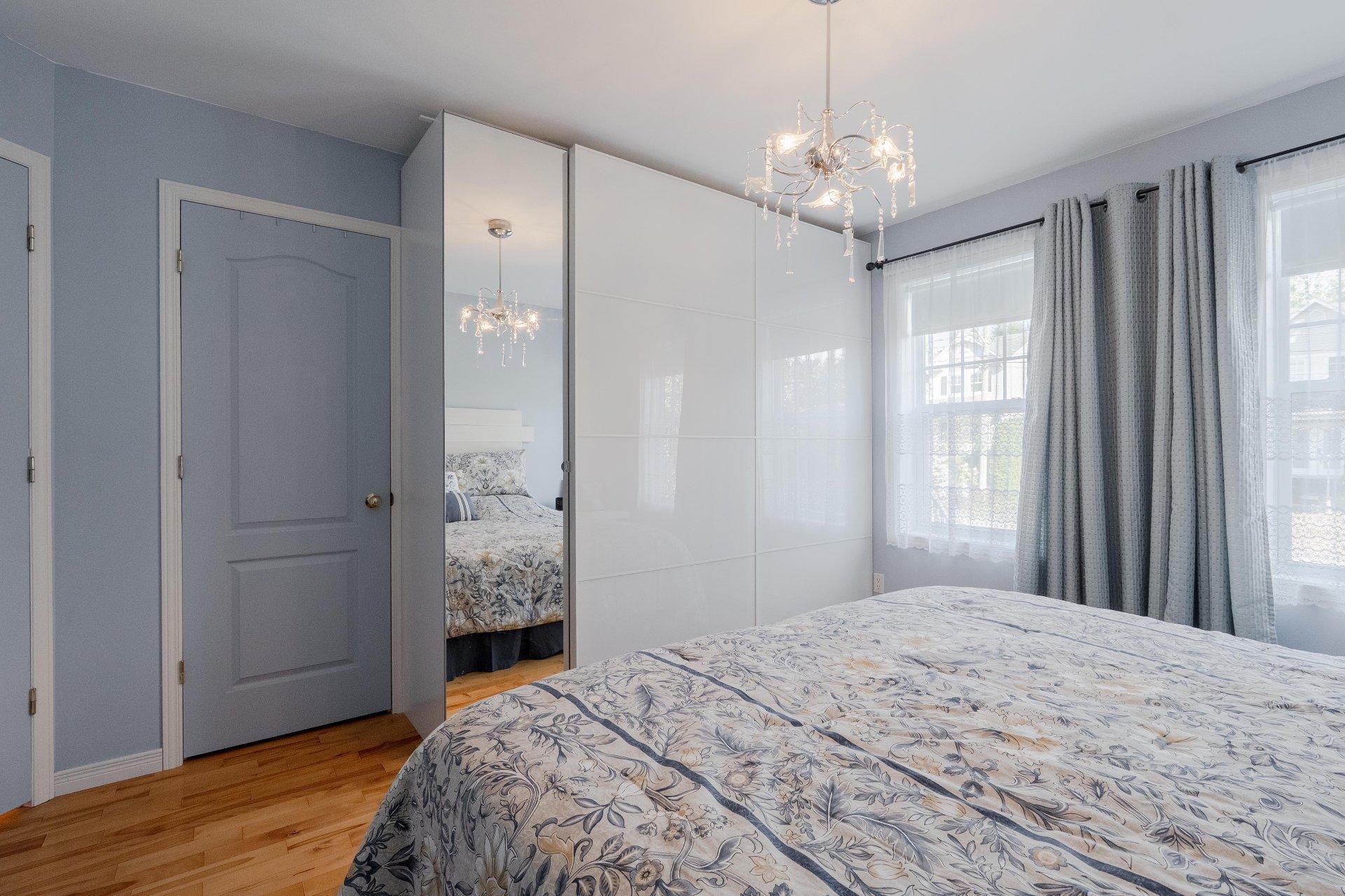 









284


Rue des Grands-Ducs

,
Sherbrooke (Brompton/Rock Forest/Saint-Élie/Deauville),




QC
J1R0S3

